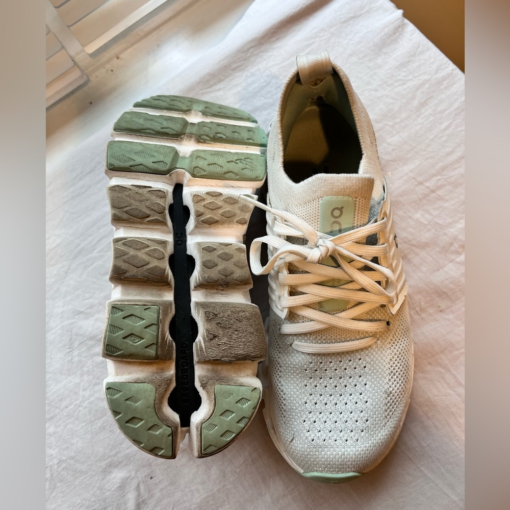 ON running On cloud cloudswift running athletic shoes women’s size 7 white green - Picture 9 of 12